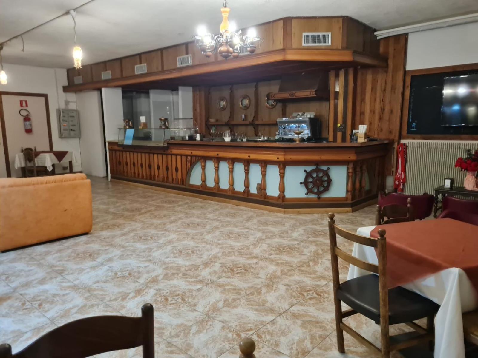 Hostel Il Pirata Cavareno Luaran gambar